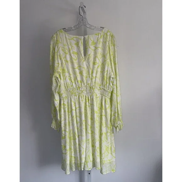 Torrid Neon Yellow Floral Skater Mini Dress With Pockets Plus Size 2 NWT - Picture 6 of 10